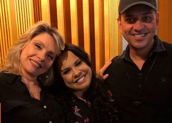 Cassiane – Audição do Novo Álbum (#MKnãoPARA)