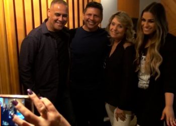 Michelle Nascimento – Audição do Novo Álbum (#MKnãoPARA)