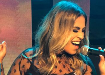 Michelle Nascimento – Envolve-me, Senhor (Live Session)