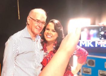 Cassiane – Visita à MK Music (#MKnãoPARA)