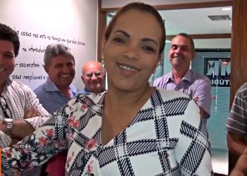 Flordelis – Visita à MK Music e Rádio 93 (#MKnãoPARA)