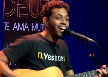 Luã Freitas – Lançamento do Clipe “Deus Te Ama Muito” (#MKnãoPARA)