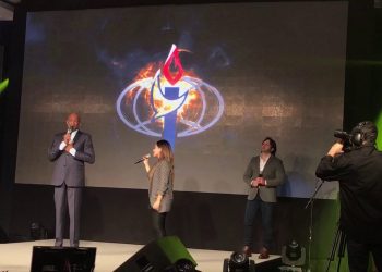 SIMPLESMENTE EMOCIONANTE – Gabriela Rocha e Donnie McClurkin cantando juntos