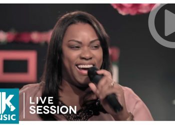 Elaine Martins – Tempo de Deus (Live Session)