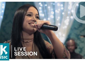 Ariely Bonatti – Tua Presença (Live Session)