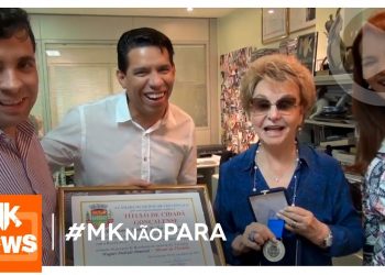 Flordelis visita a MK Music e Yvelise de Oliveira recebe Medalha Joaquim Lavoura (#MKnãoPARA)