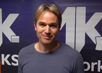 Chris Durán – Lançamento de Single e Vídeo Ao Vivo (#MKnãoPARA)