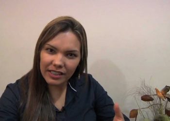 Depoimento Heloisa Rosa – 15 anos Diante do Trono