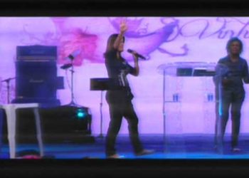 CONGRESSO DT 2012 – Ana Paula Valadão: “faça pequenos compromissos com Deus”