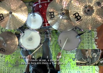 11-Em meio a Tua gloria – video-aula Bateria.mov