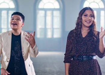 Amanda Wanessa feat. Paulo Neto – Me Deixa Aqui (Clipe Oficial MK Music)