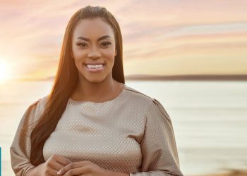 Elaine Martins – El Elyon (Clipe Oficial MK Music)