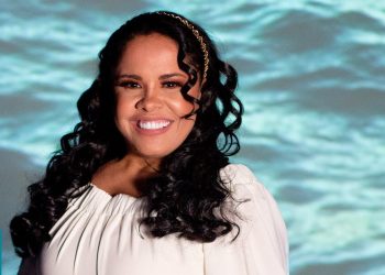 Cassiane – Jesus Está no Barco (Clipe Oficial MK Music)