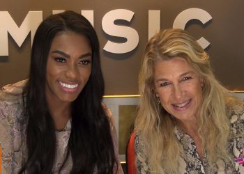 Elaine Martins – Assinatura de contrato #MKNetWork (#MKnãoPARA)