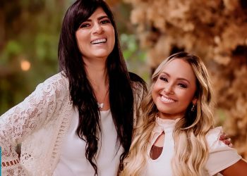 Bruna Karla e Fernanda Brum – Deixar a Lágrima Rolar (Ao Vivo)