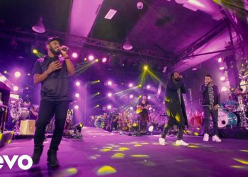 Preto No Branco – Sensacional (Ao Vivo Em São Paulo / 2018) ft. Elyas Vianna, Minduca