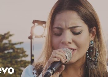 Gabriela Rocha – Teu Santo Nome (Sony Music Live)