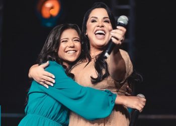 Cassiane e Sophia Vitória – Sementes da Fé (Ao Vivo) (Clipe Oficial MK Music)