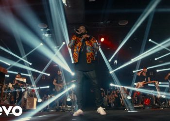 Preto No Branco – Se Organize (Ao Vivo) ft. Kivitz