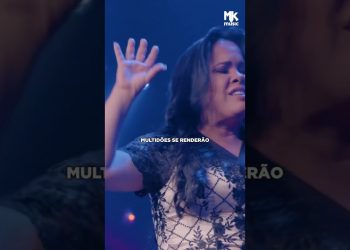 Cassiane | Medley (Ao Vivo) (Louve Sempre/ Gritai / A Muralha / A Glória do Senhor) #Shorts #Gospel