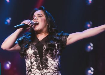 Cassiane – Eu Não Mudo (Ao Vivo) (Clipe Oficial MK Music)