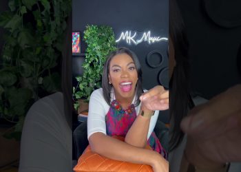 💌 Mensagem especial da Elaine Martins, corre agora para assistir “Não Paro de Crer” #compartilhe