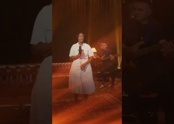 Confira amanhã o lançamento do novo clipe da Elaine Martins “Exército de Deus”