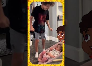 Irmão mais velho dança pra irmã – 3 Palavrinhas React
