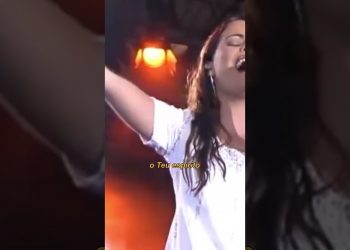 Eis-me aqui Senhor. #Shorts #diantedotrono #anapaulavaladão