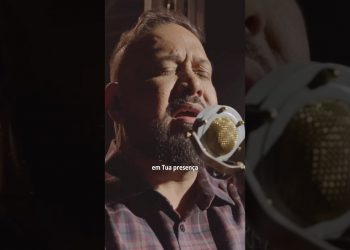 Em tua presença o medo se vai🙏🏼#fernandinho #gospelmusic