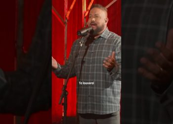 Ele nunca nos deixará❤️‍🔥 #fernandinho #virais #gospelmusic