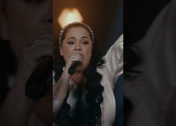 Confira o trailer oficial de “Nada Pode Calar Um Adorador + Com Muito Louvor” #Eyshila #Cassiane