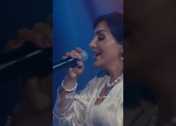 Eyshila ao vivo em “O Deus Que Eu Amo”! Não perca esse louvor! Adore ao Senhor agora. 🎶