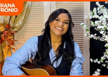 Fabiana Sinfrônio – Entrevista do single “Eu Não Vou Temer” (#MKNãoPara)